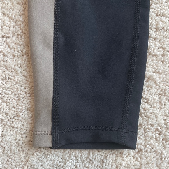 Abercrombie YPB Leggings - Picture 4 of 8